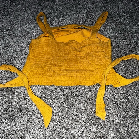 Anthropologie smock back top with tie backs size small - Picture 6 of 8